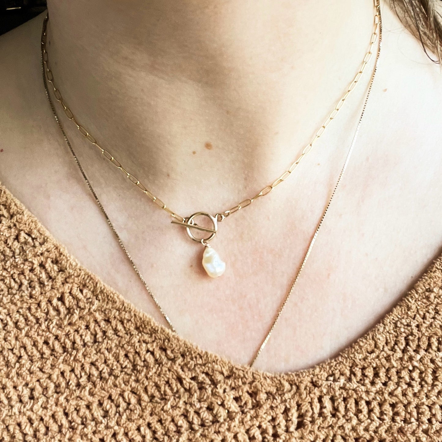 Grit Freshwater Pearl Toggle Necklace